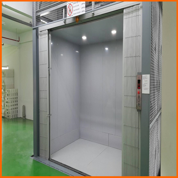 บริษัท รังสิต พรอสเพอร์ เอสเตท จำกัด